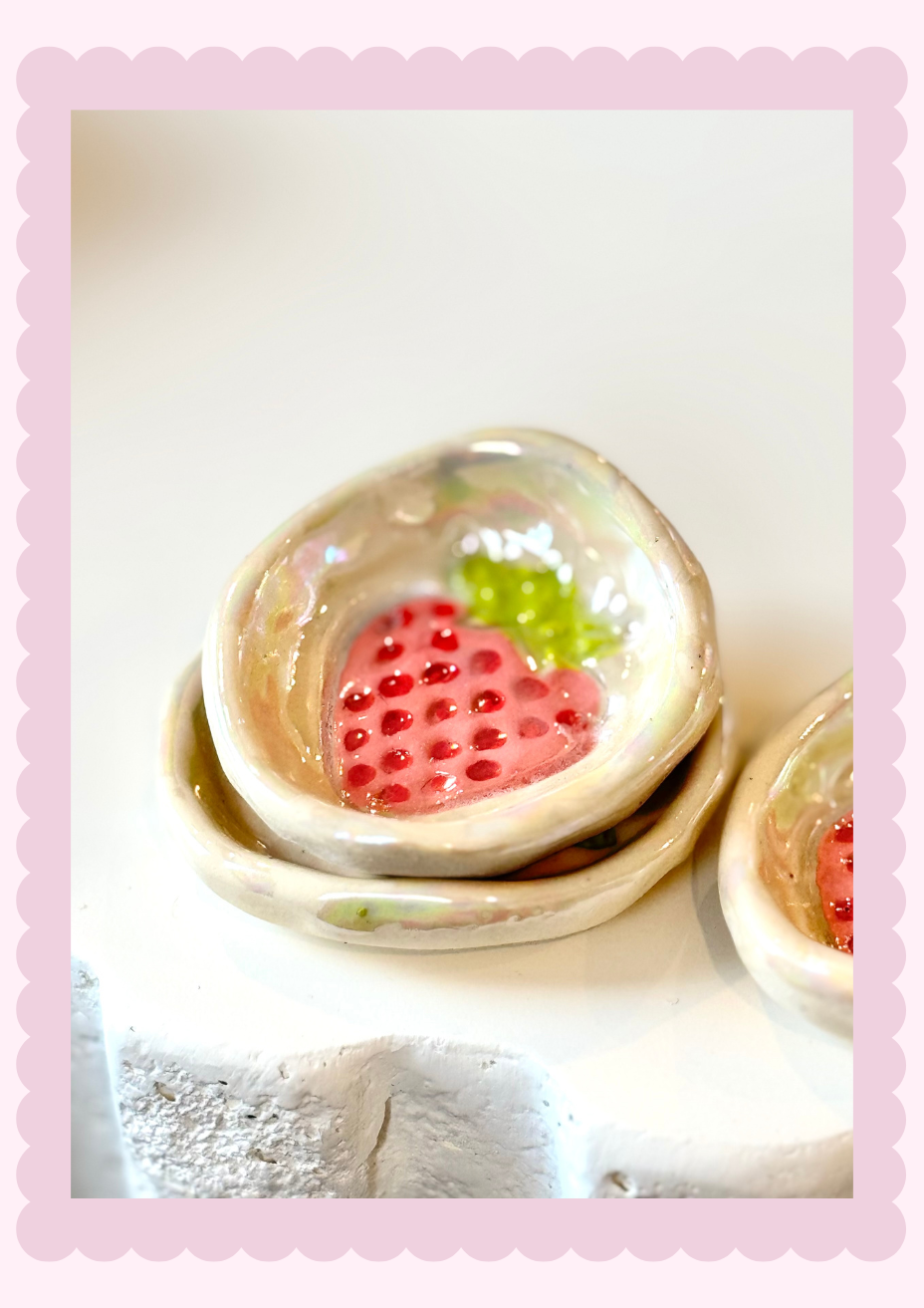 Berry Delight Collection_ring dish