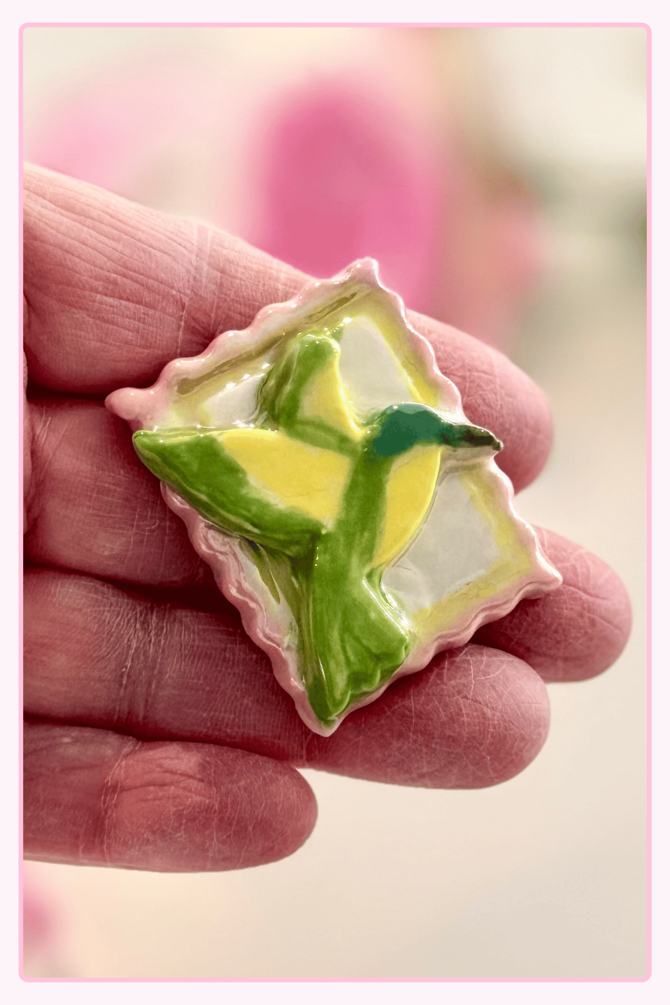Hummingbird magnet