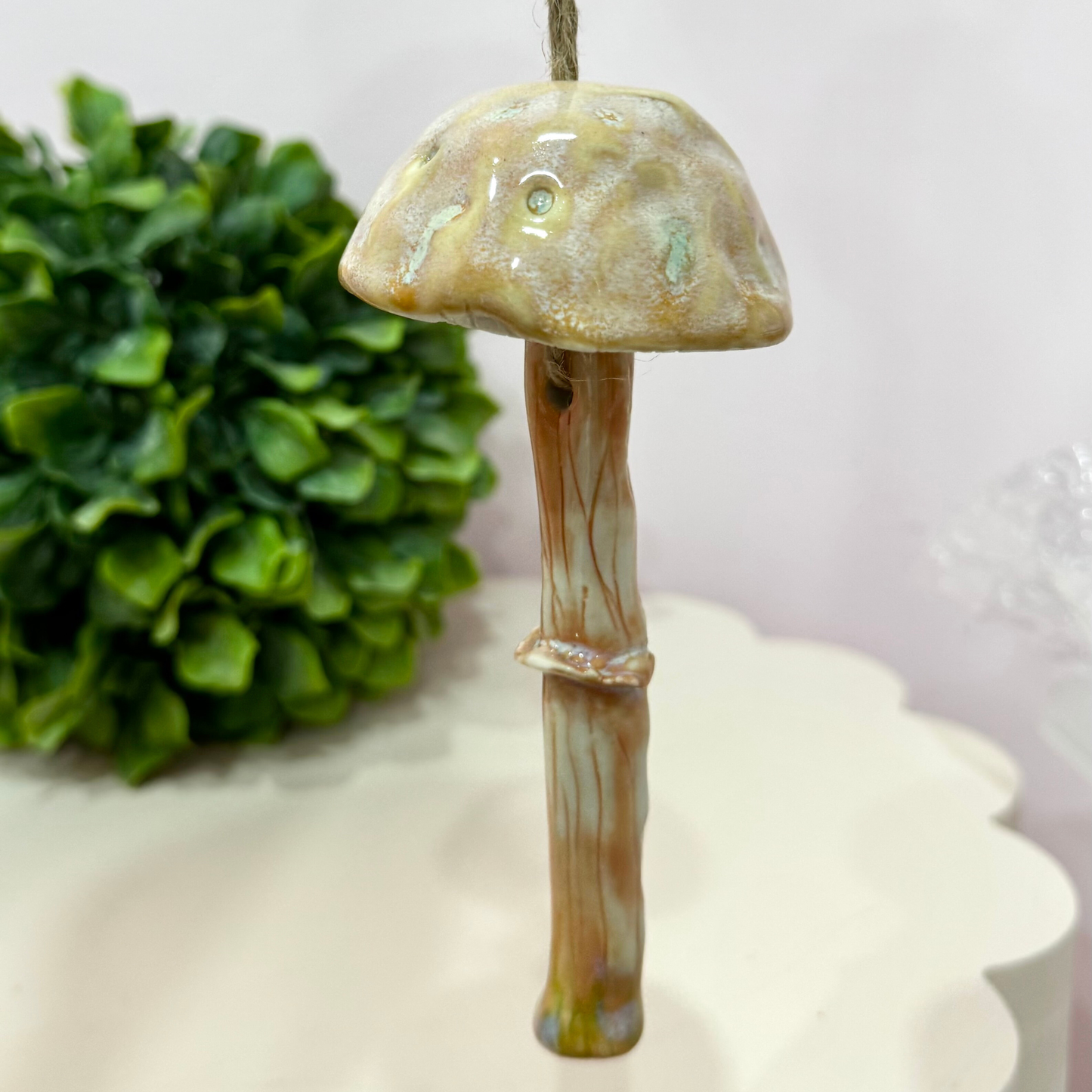 Wind Chimes_ Peach Hanging much chime