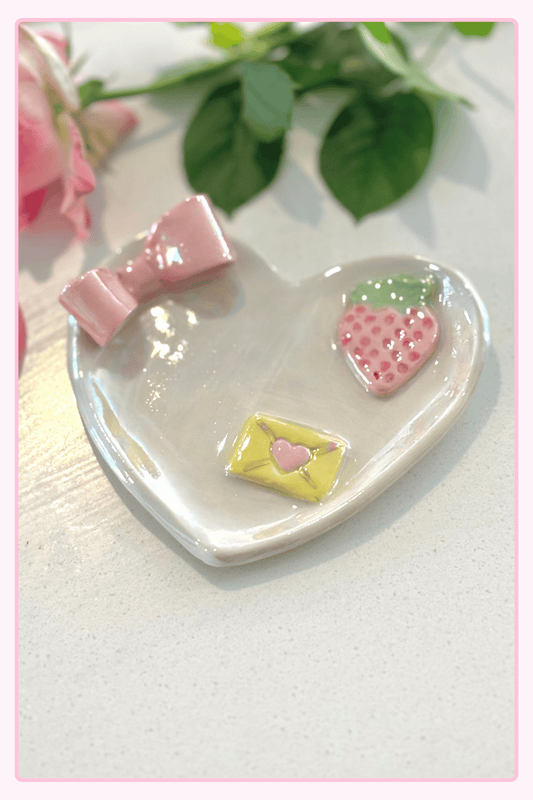 Sweet Love heart tray