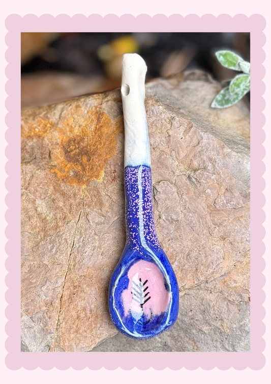 Arrow purple blue spoon