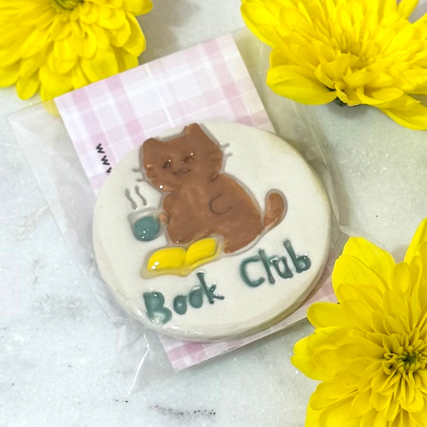 Magnets_Book Club Kitty