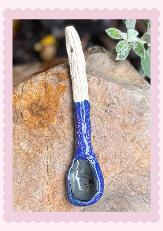 Dark mystical eye spoon