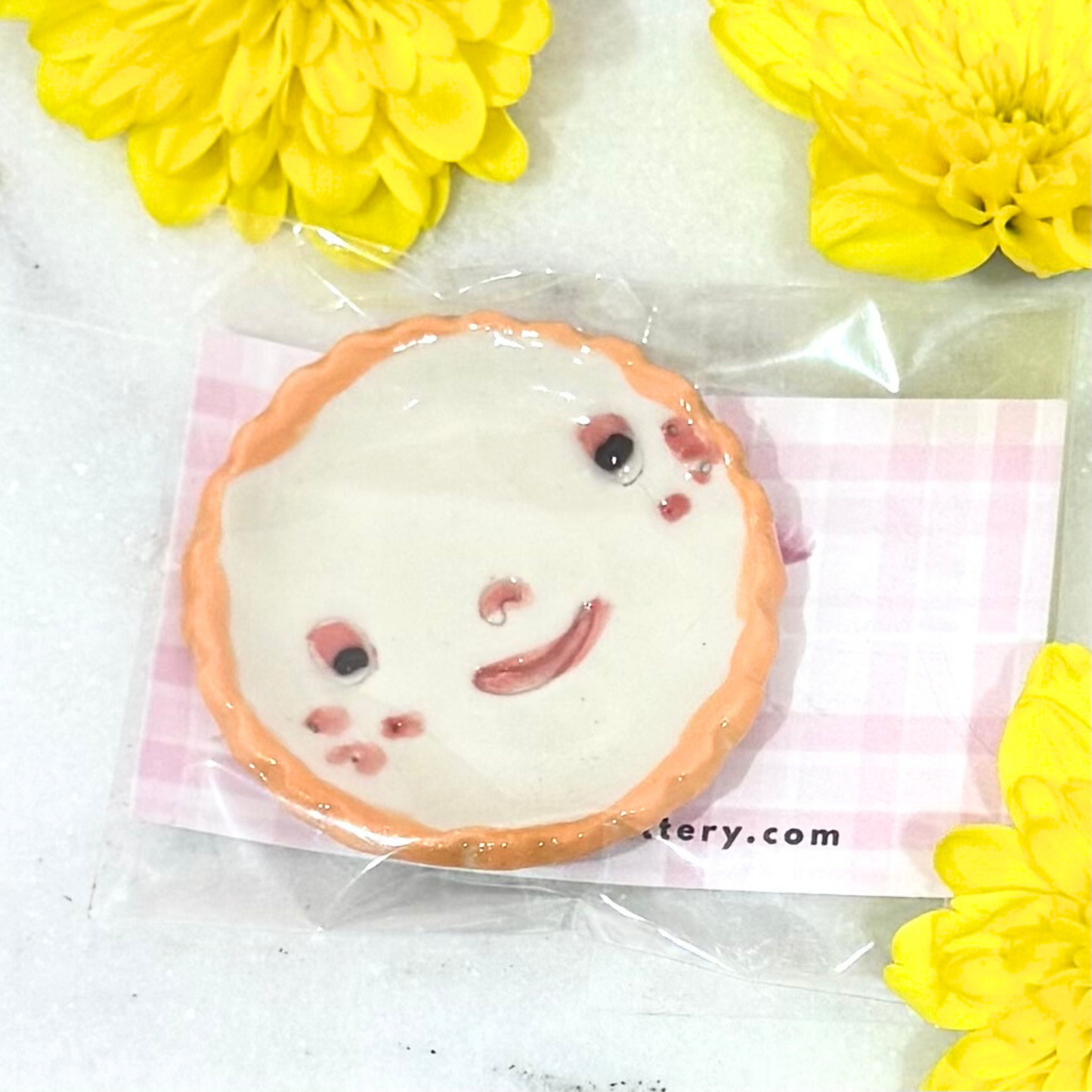 Magnets_Peach Face Magnet