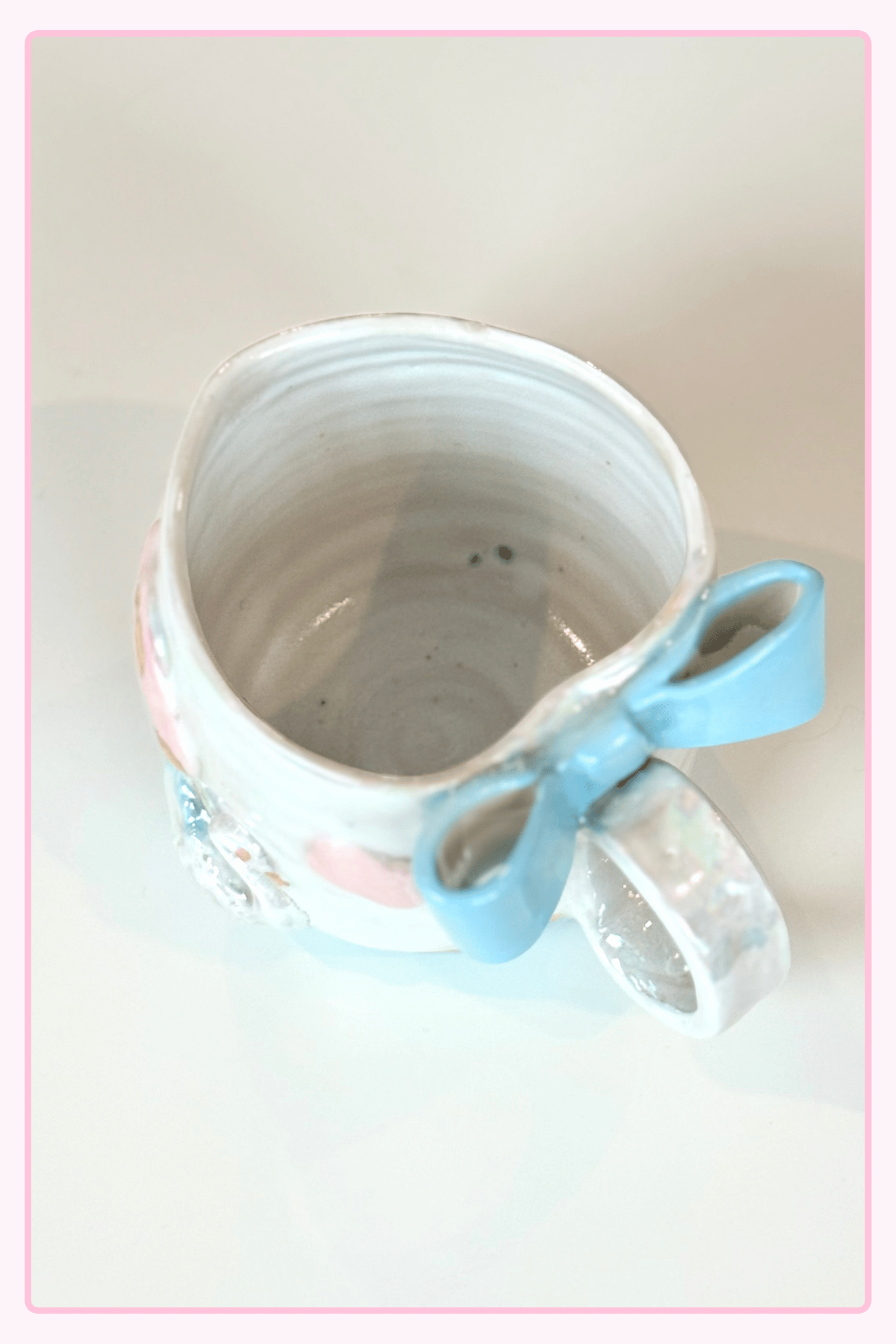 Swan Pond_Gold Swirl Mug