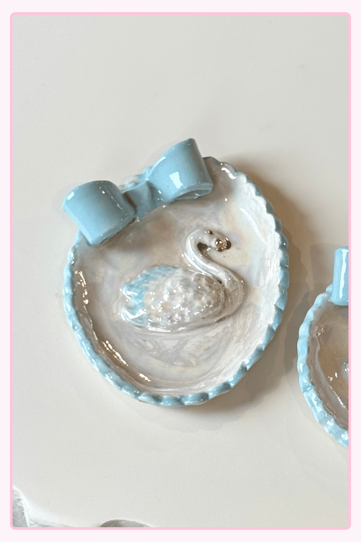 Swan Pond_Oval Trinket tray
